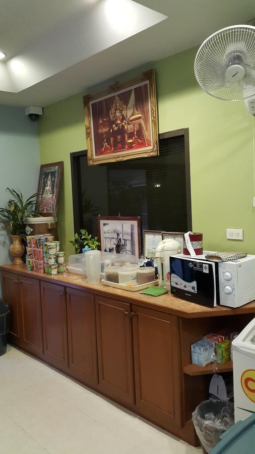 Garden Corner Resort & Hotel بيتسانولوك المظهر الخارجي الصورة