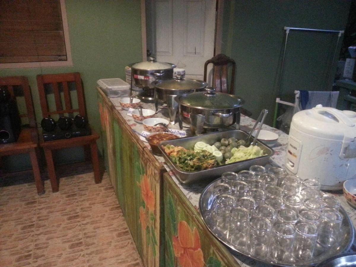 Garden Corner Resort & Hotel بيتسانولوك المظهر الخارجي الصورة