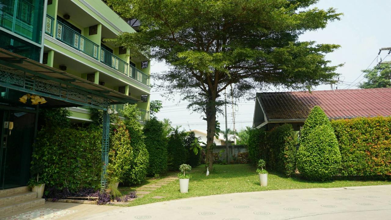 Garden Corner Resort & Hotel بيتسانولوك المظهر الخارجي الصورة