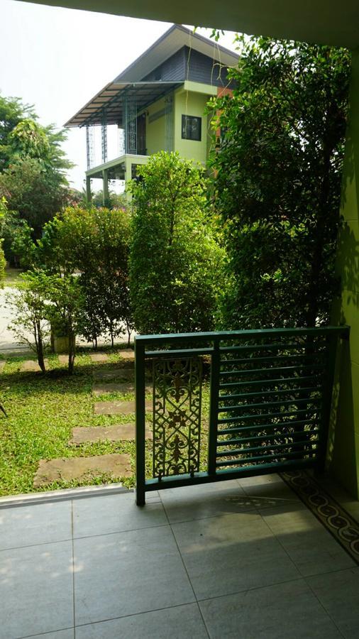 Garden Corner Resort & Hotel بيتسانولوك المظهر الخارجي الصورة